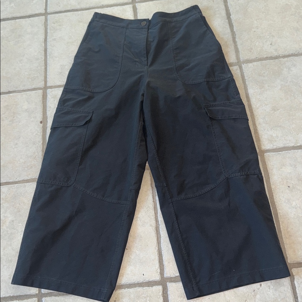 lululemon utilitech Dark Gray Cargo Pants - Picture 3 of 5